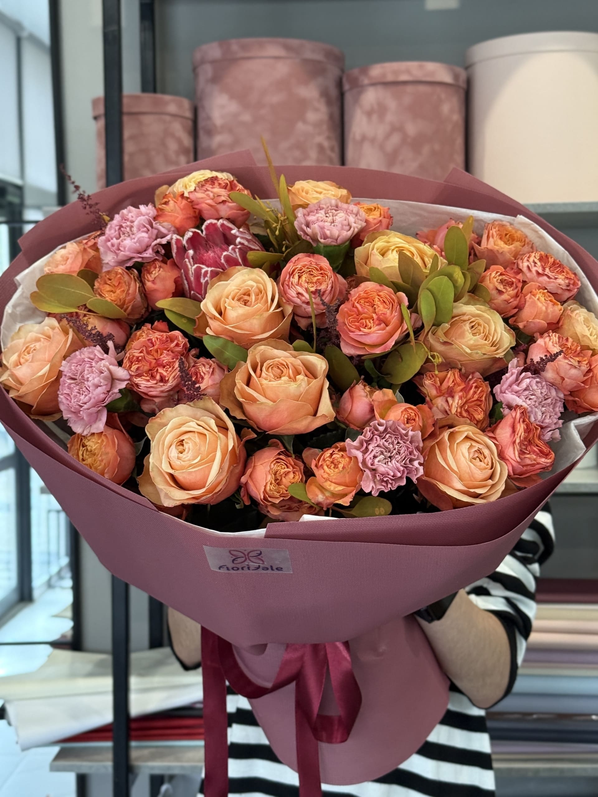 Классический букет Кристель: цветы, которые создают особенную атмосферу klassicheskiy-buket-kristely:-tsvety,-kotorye-sozdayut-osobennuyu-atmosferu