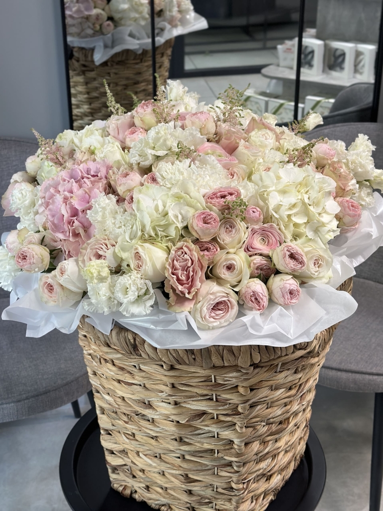 kompozitsiya-v-korzine-dolyche:-bolyshe,-chem-prosto-slova