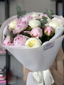 Букет пионов Гармония: нежности нет предела buket-pionov-garmoniya:-nezhnosti-net-predela